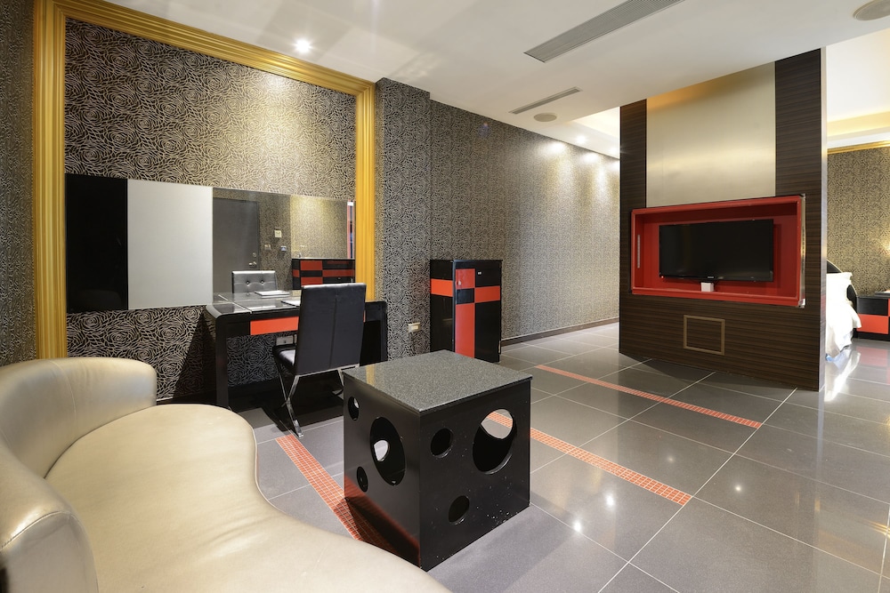 Ohya Boutique Motel-Yongkang 68/70