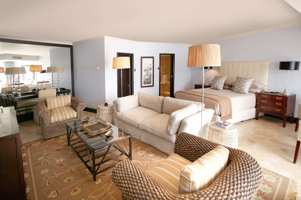 Beverly Hills Hotel 30/50