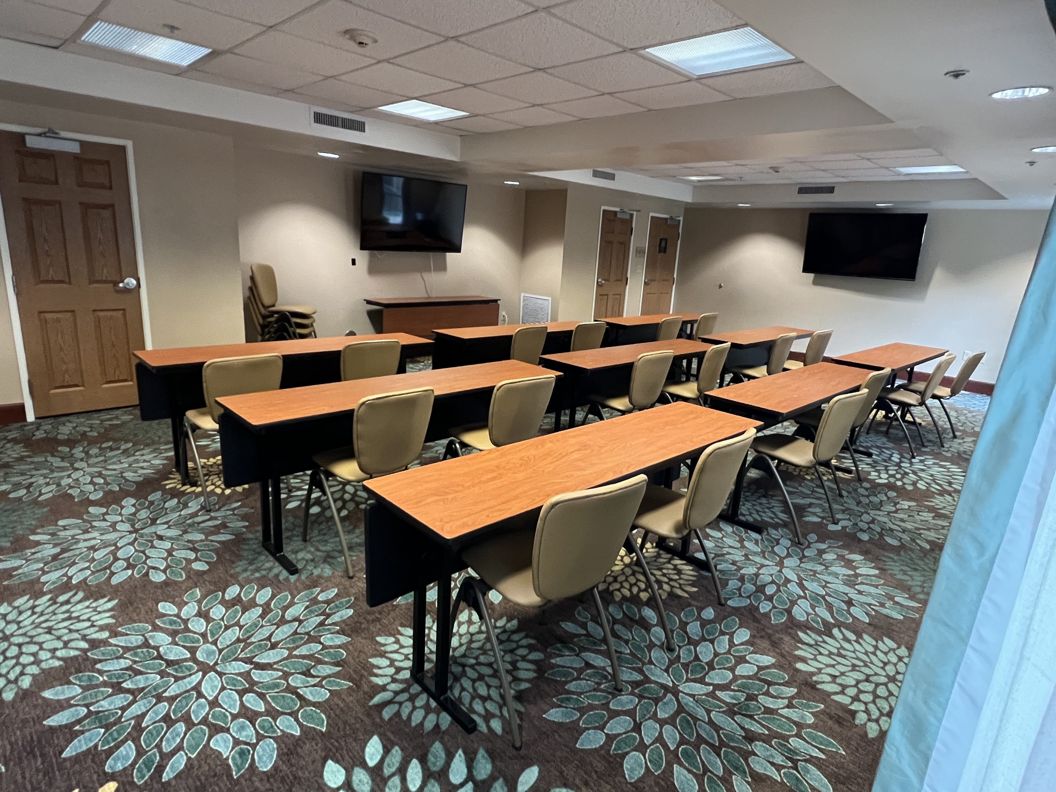 Staybridge Suites Fayetteville Univ of Arkansas 43/51