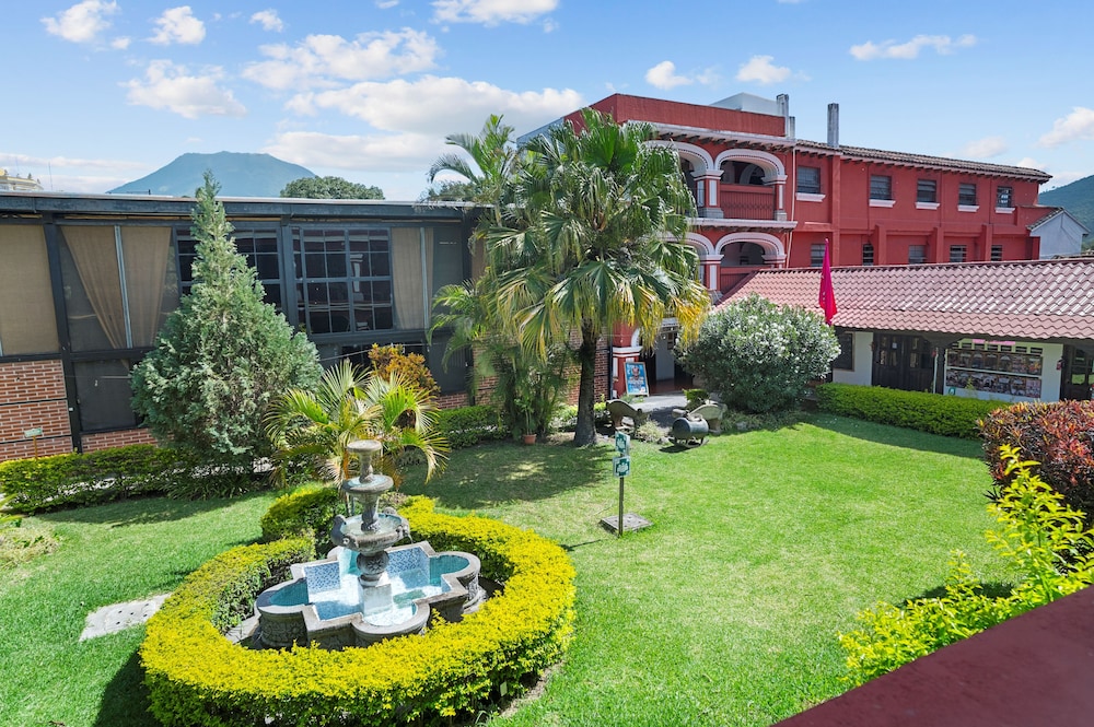 Socialtel Antigua Guatemala 48/56
