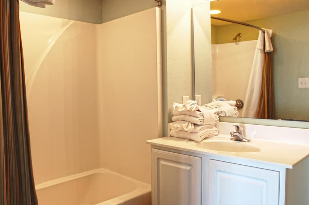 Grand Atlantic Ocean Resort 68/104