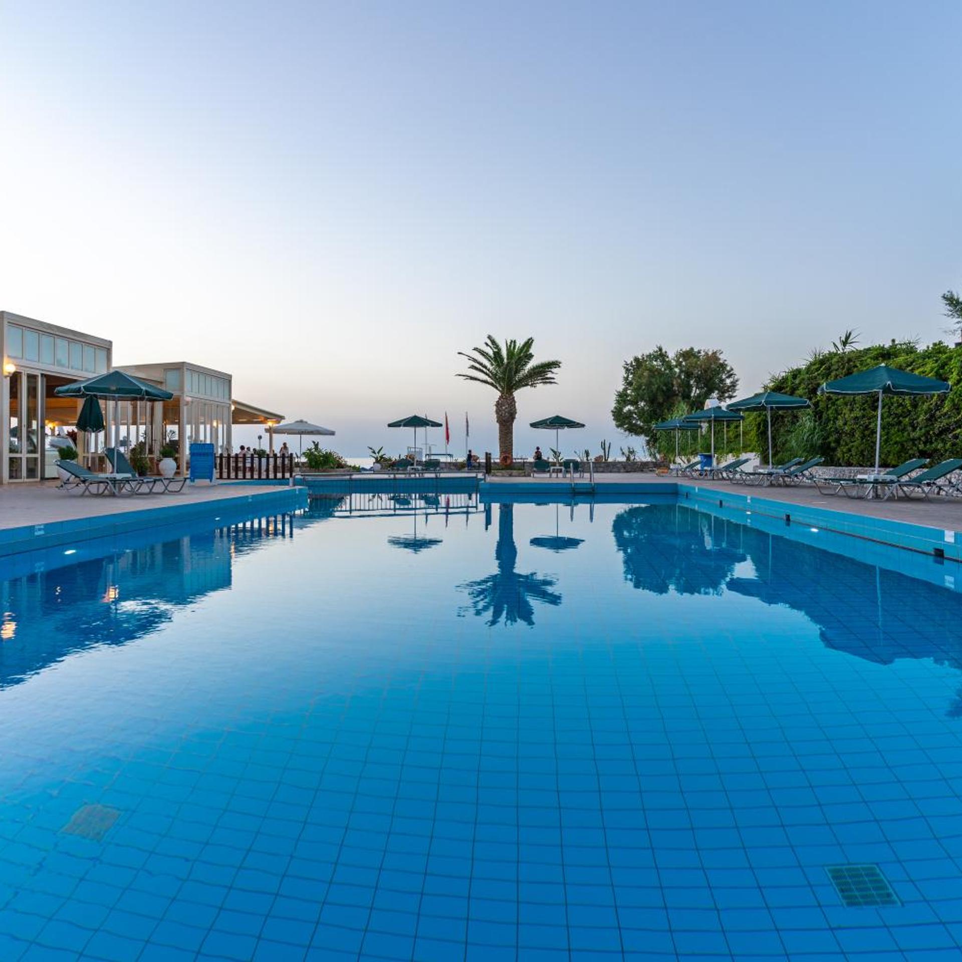 Kathrin Beach Hotel 67/95