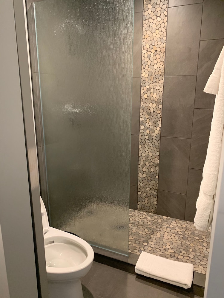 Manhattan Hotel Salida 50/50