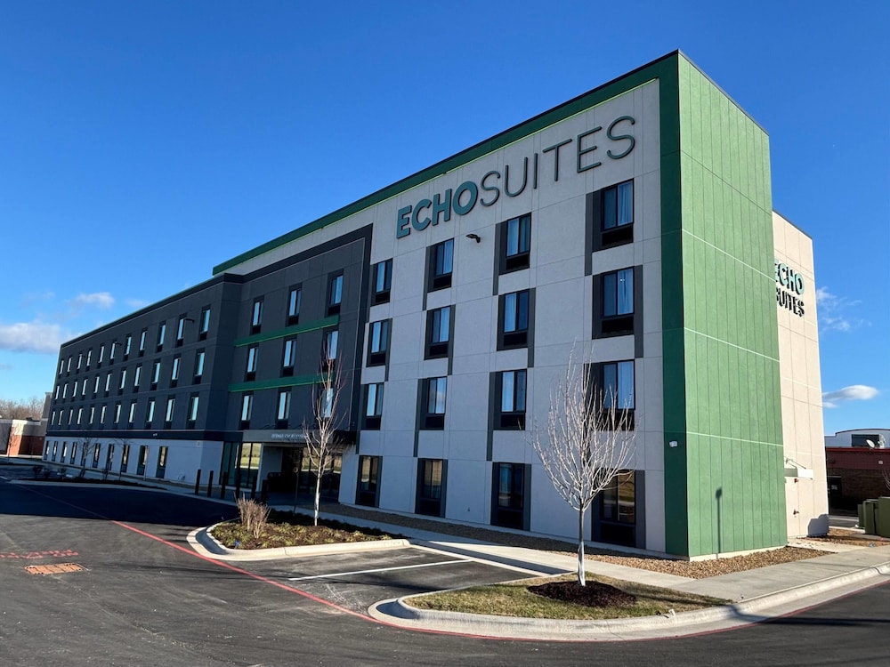 ECHO Suites Extended Stay by Wyndham Springfield Airport PLZ 43/49