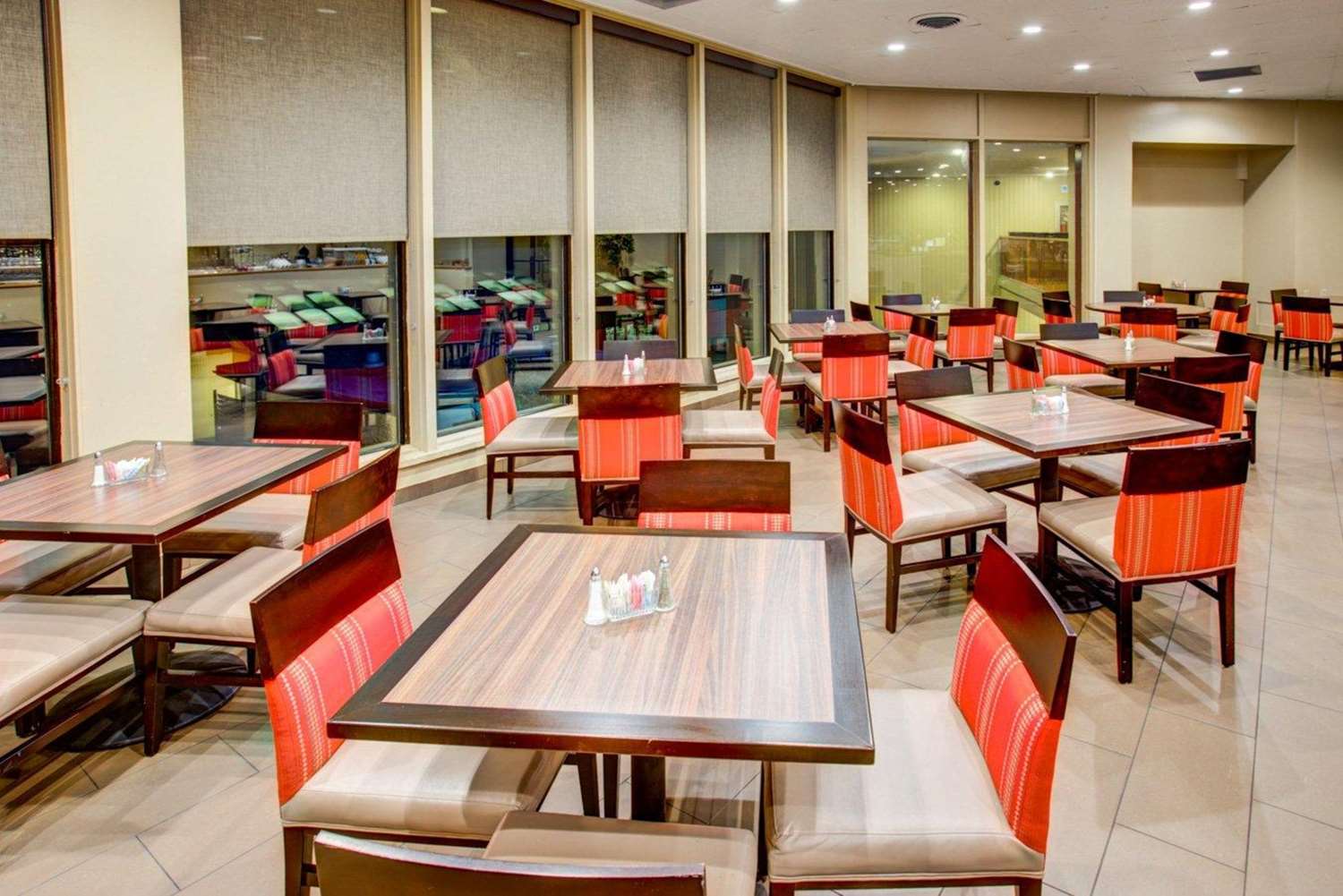 Comfort Inn Conference Center Pittsburgh Penn Hills 13/29