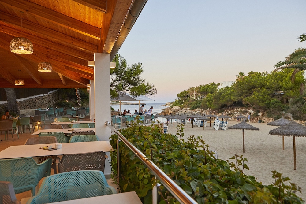 Hotel Rocamarina 51/66