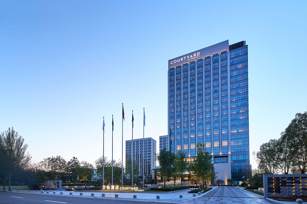 Courtyard by Marriott Changchun 1/37