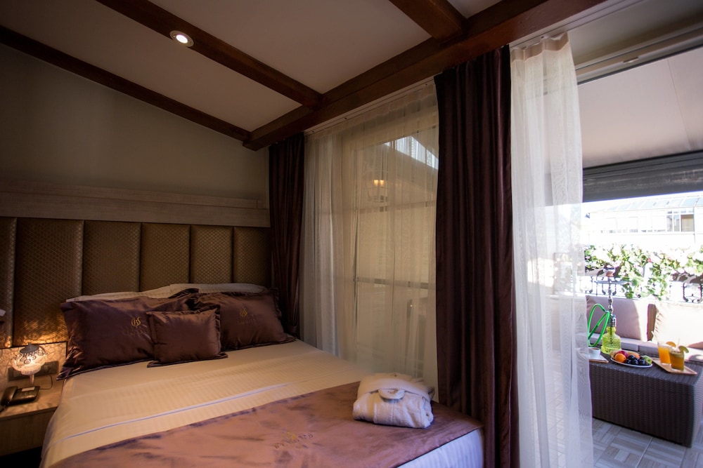Beyond Style Hotel 22/68