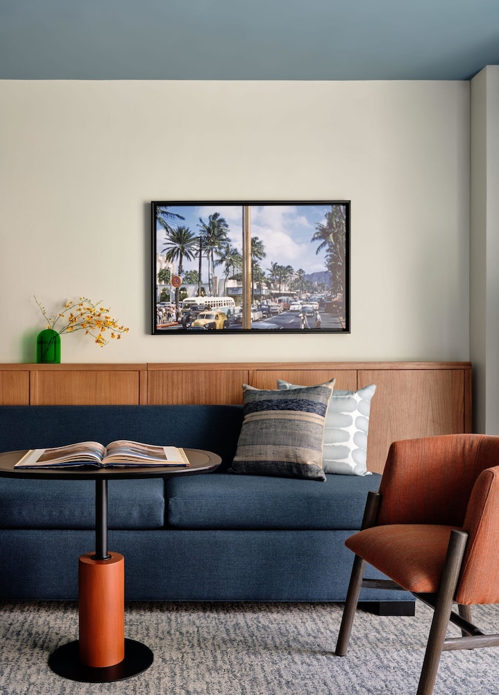 Romer House Waikiki 42/47