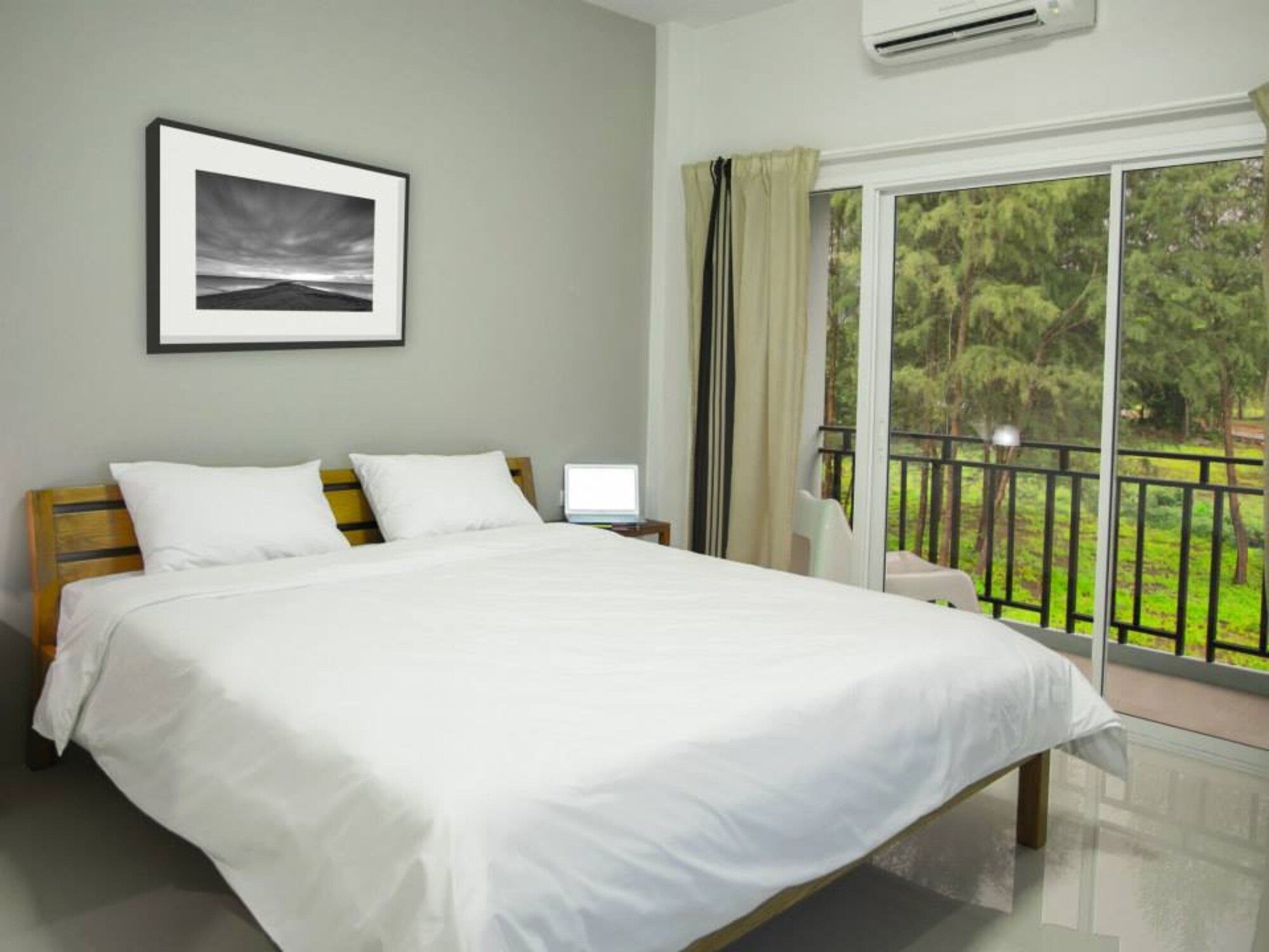 STANDARD, DOUBLE BED