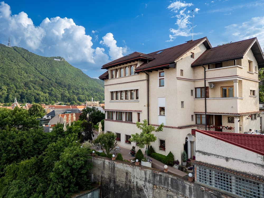 Hotel Casa Cranta 5/50