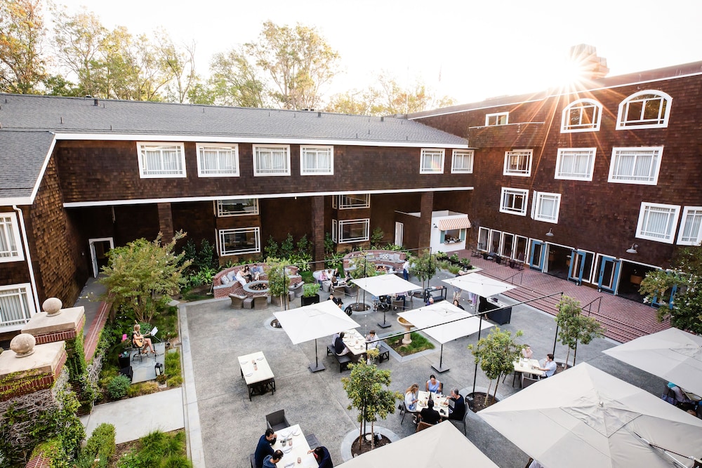 Stanford Park Hotel 6/68