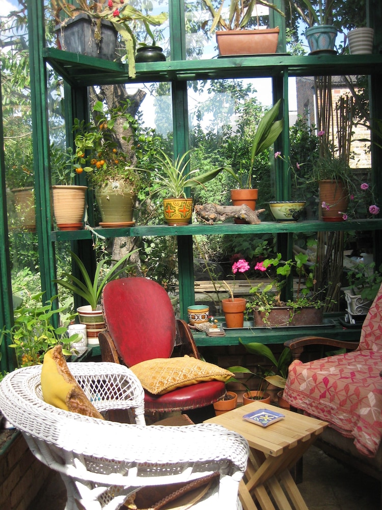 Grove Guest House 10/17