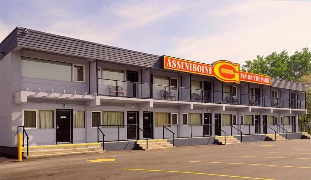 Travelodge by Wyndham Winnipeg Airport West 2/26