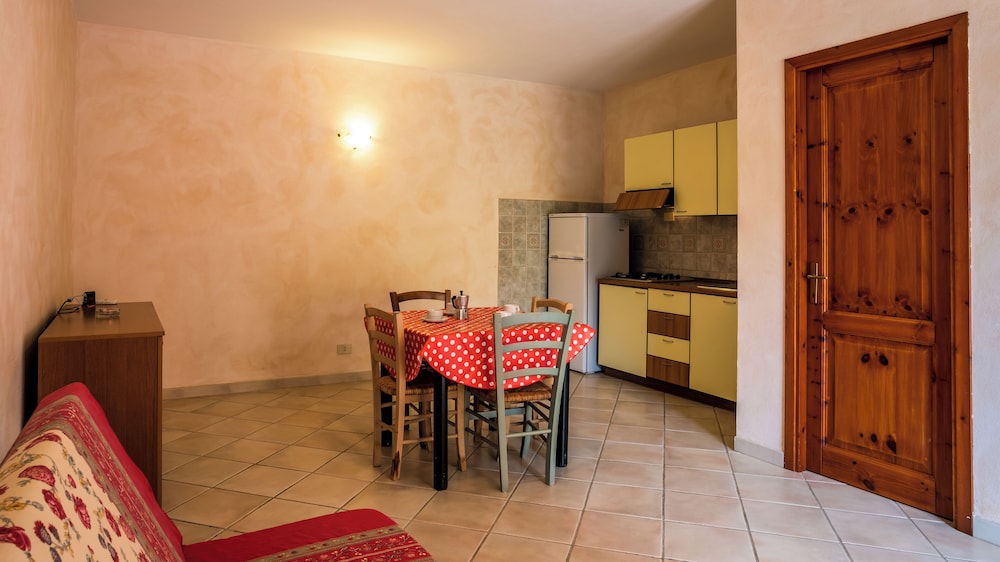 Residence Lu Lamoni Costa Nord 5/50
