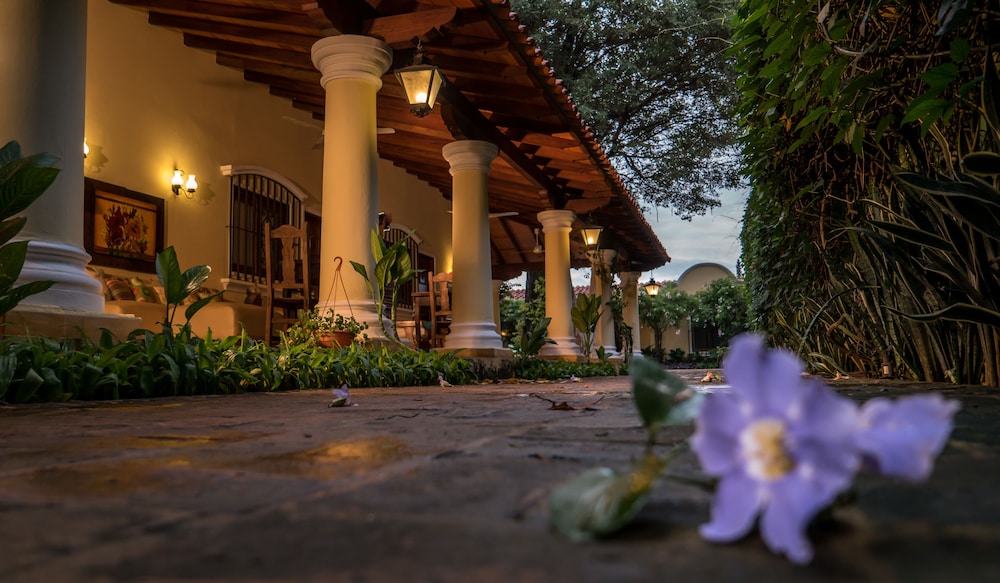 LA CASONA HOTEL BOUTIQUE 60/62