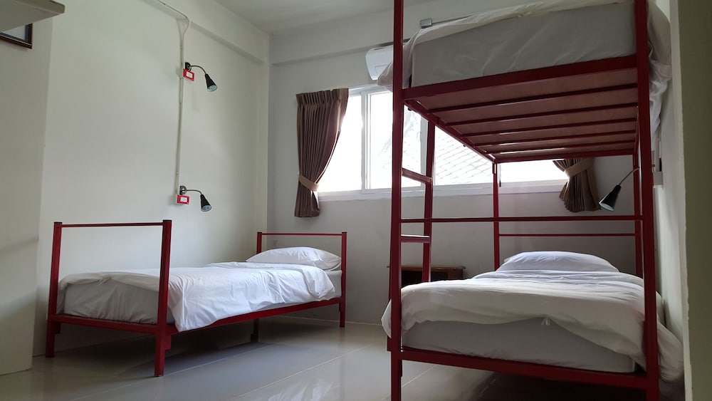 Bangkok Check Inn 22/70