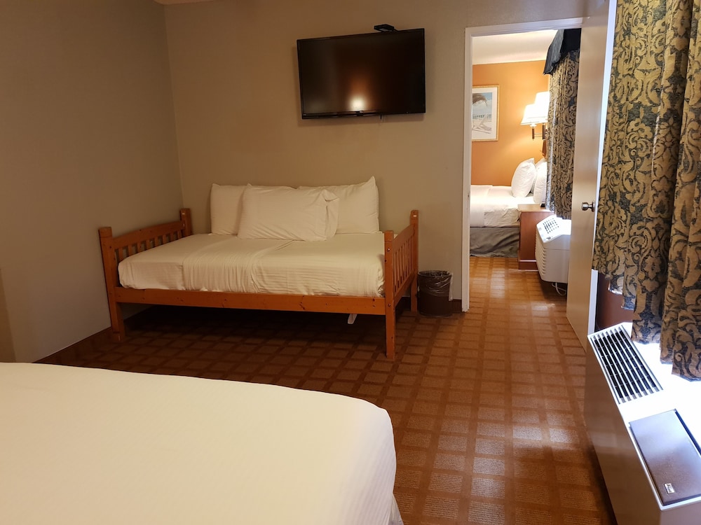 Downtown SLO Inn 36/60