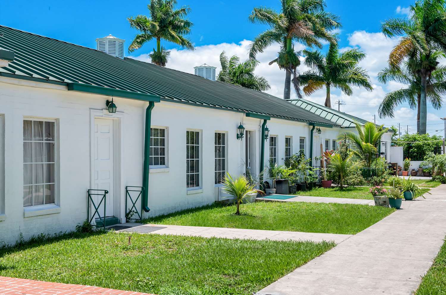 Americas Best Value Inn Historic Clewiston Inn 51/56