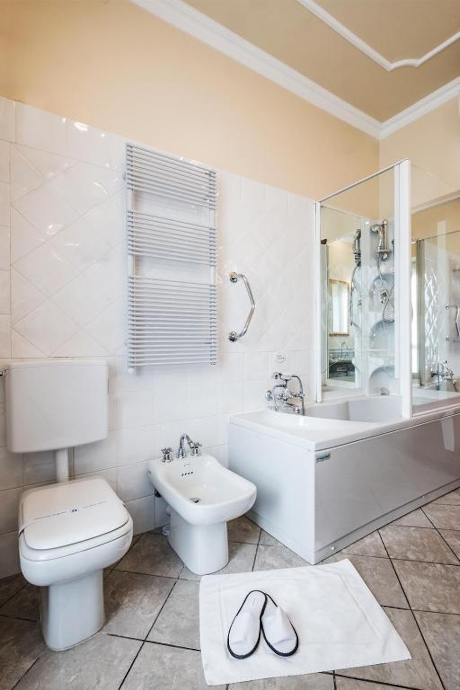 Phi Hotel Principe 58/60