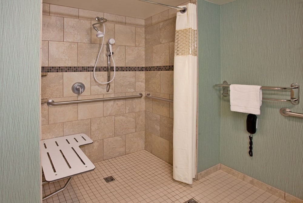 Hampton Inn And Suites St Cloud 19/48