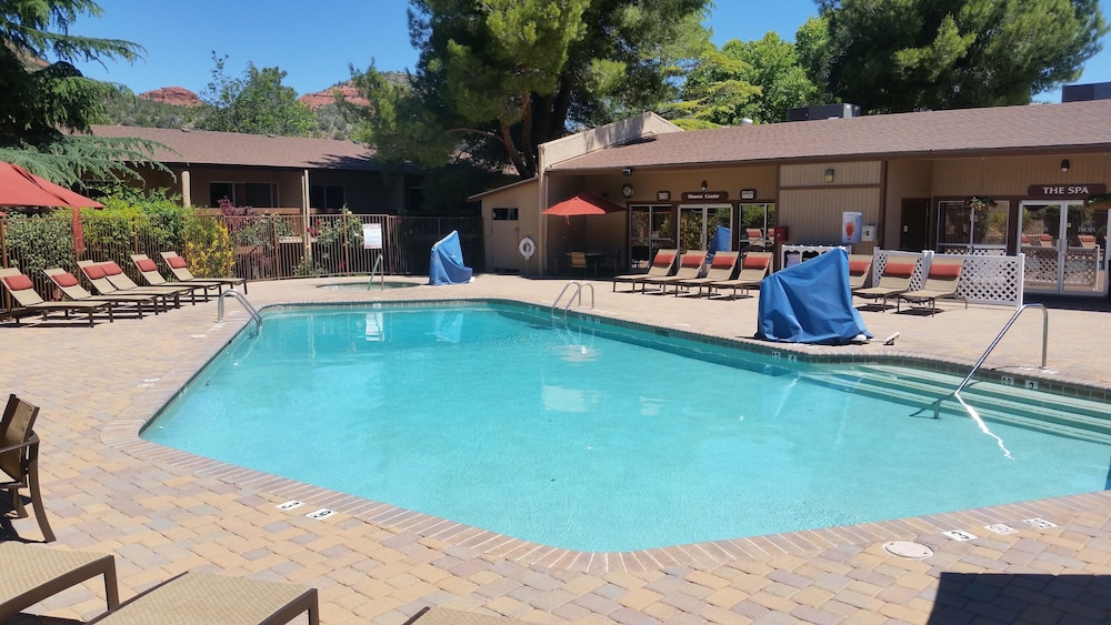 Poco Diablo Resort 5/73