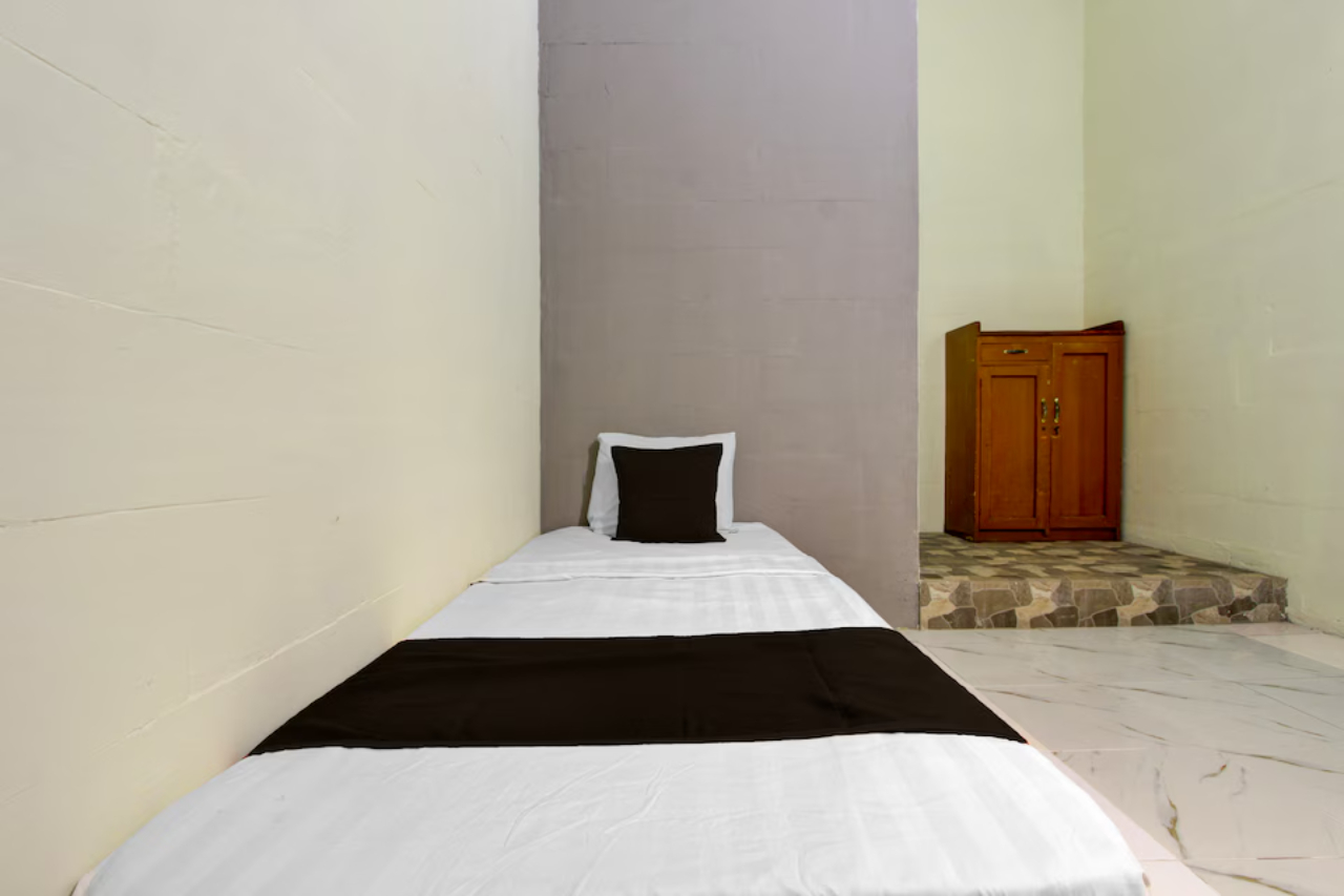 Hotel O near Ahmad Yani International Airport formerly North Bay Residence 22/26
