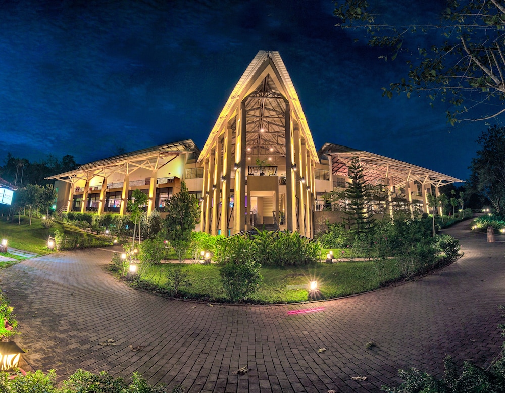 Club Mahindra Virajpet 6/74