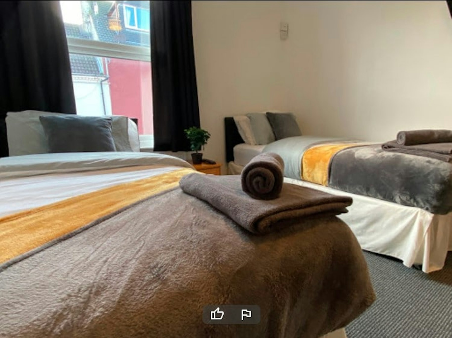 OYO Tudor Lodge - Redcar Beach 3/7