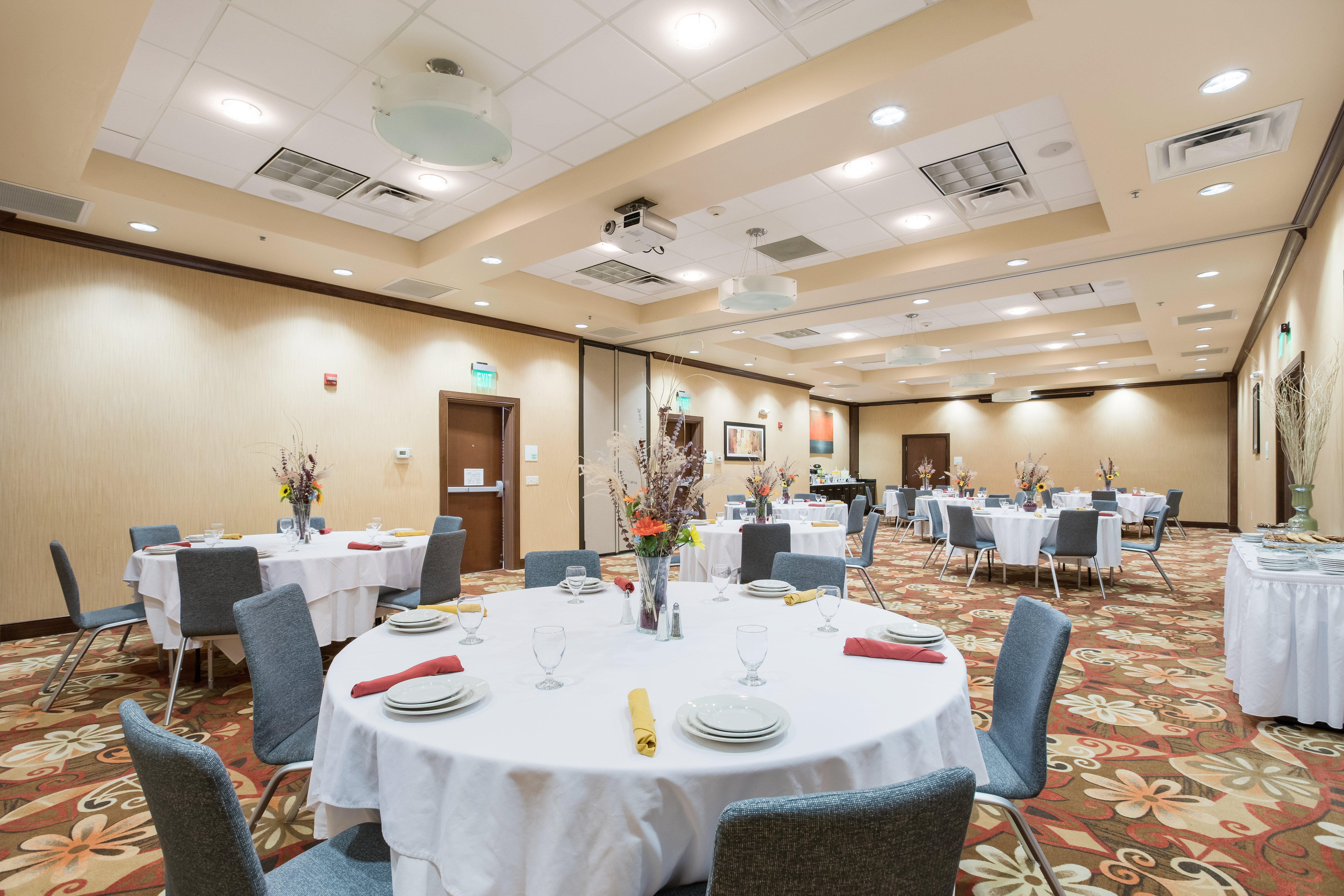 Holiday Inn Jackson Nw Airport Road 74/79