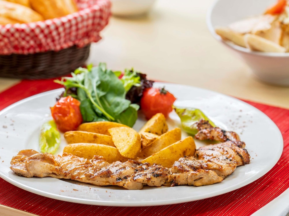 Ibis Izmir Alsancak 20/46