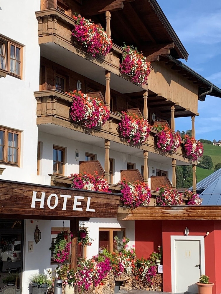 Hotel Simmerlwirt 6/57
