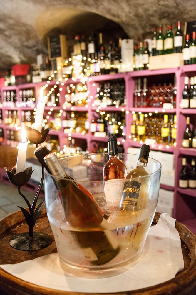 Chateau des Comtes de Challes 34/56
