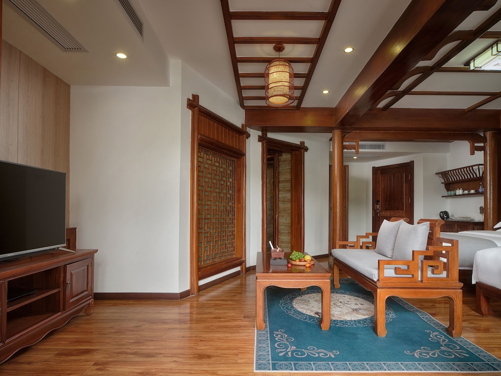 Lee's Boutique Resort 20/50