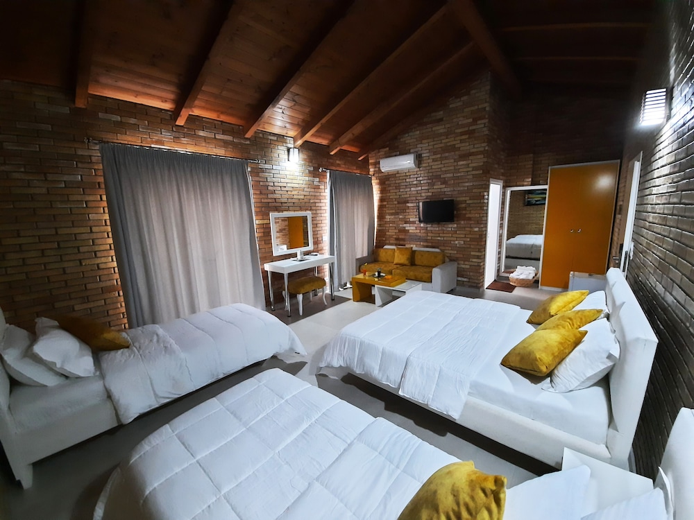 Hotel Piccollino 34/78