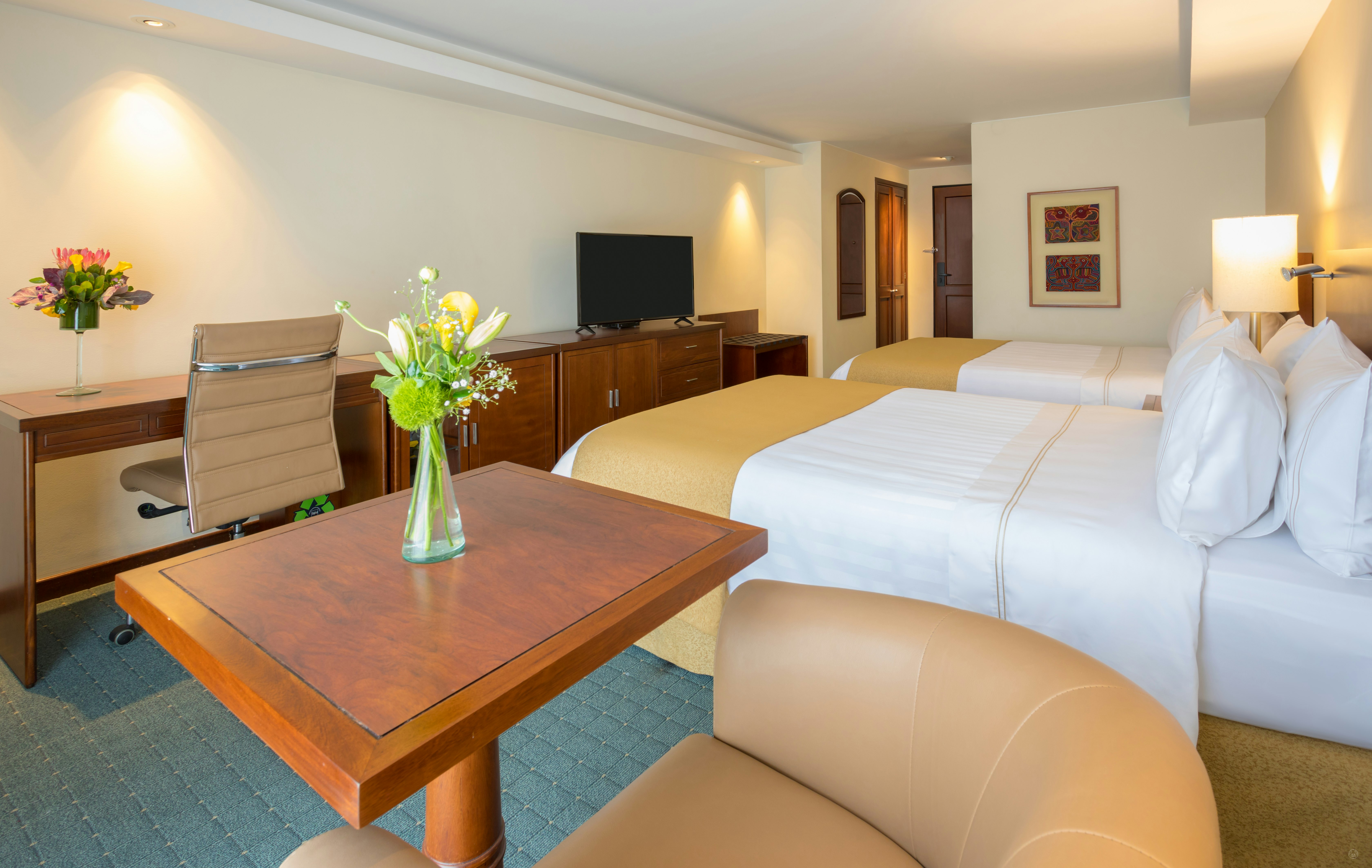 Ghl Capital Hotel 31/42