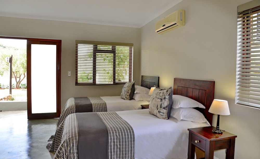 River Place Lodge 4/50