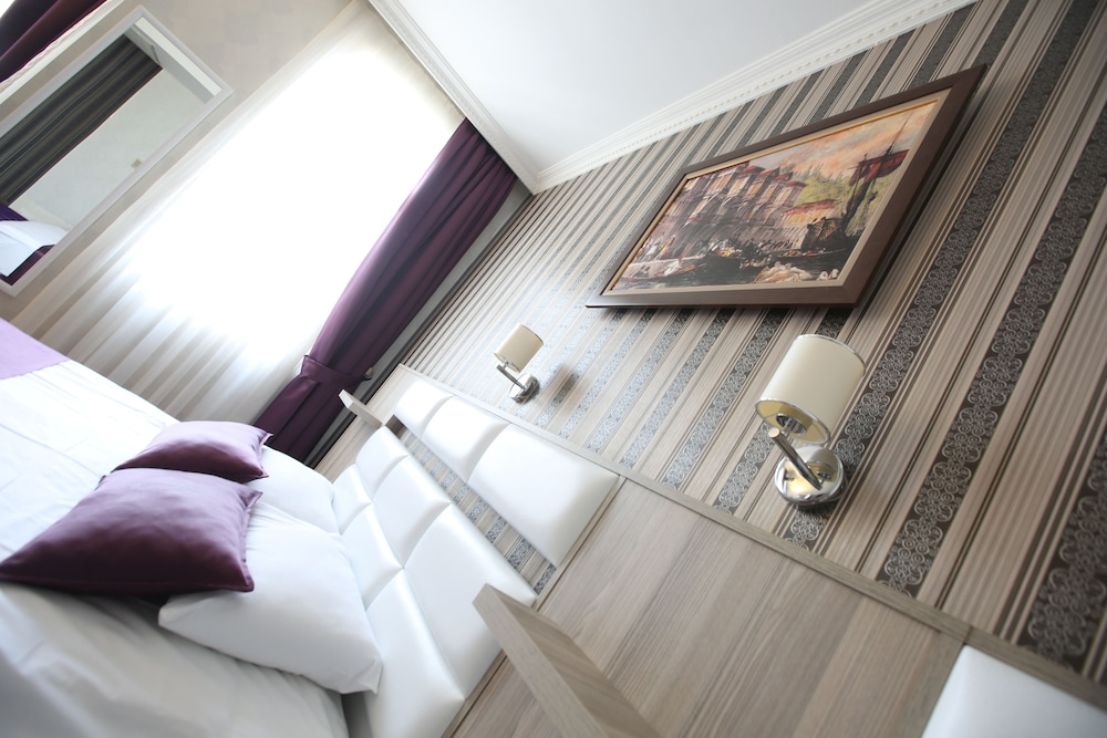 Nil Hotel 44/61