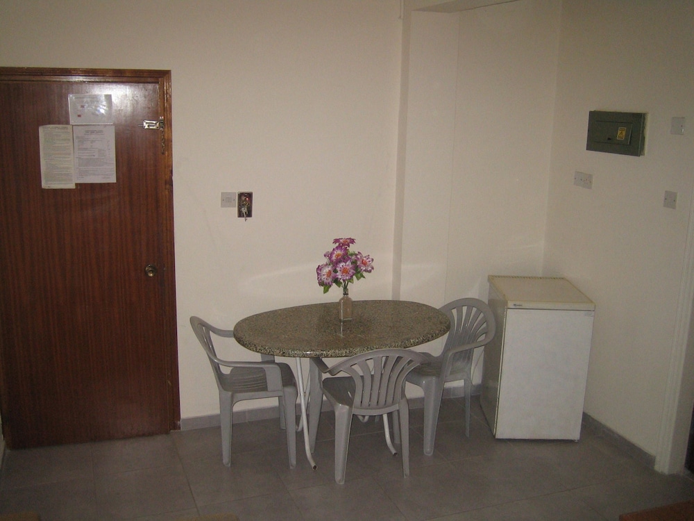 Onisillos Hotel 39/45