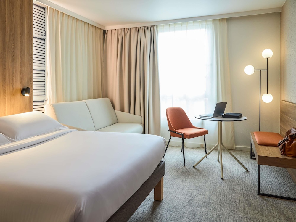 غرفة كلاسيكية بسرير مزدوج مع أريكة، Novotel Beaumanoir 5/10