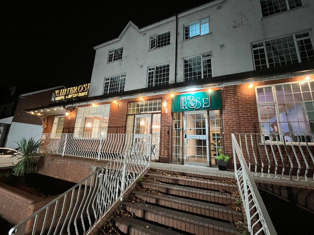 White Rose Hotel & Restaurant - Leeds in LEEDS - UK