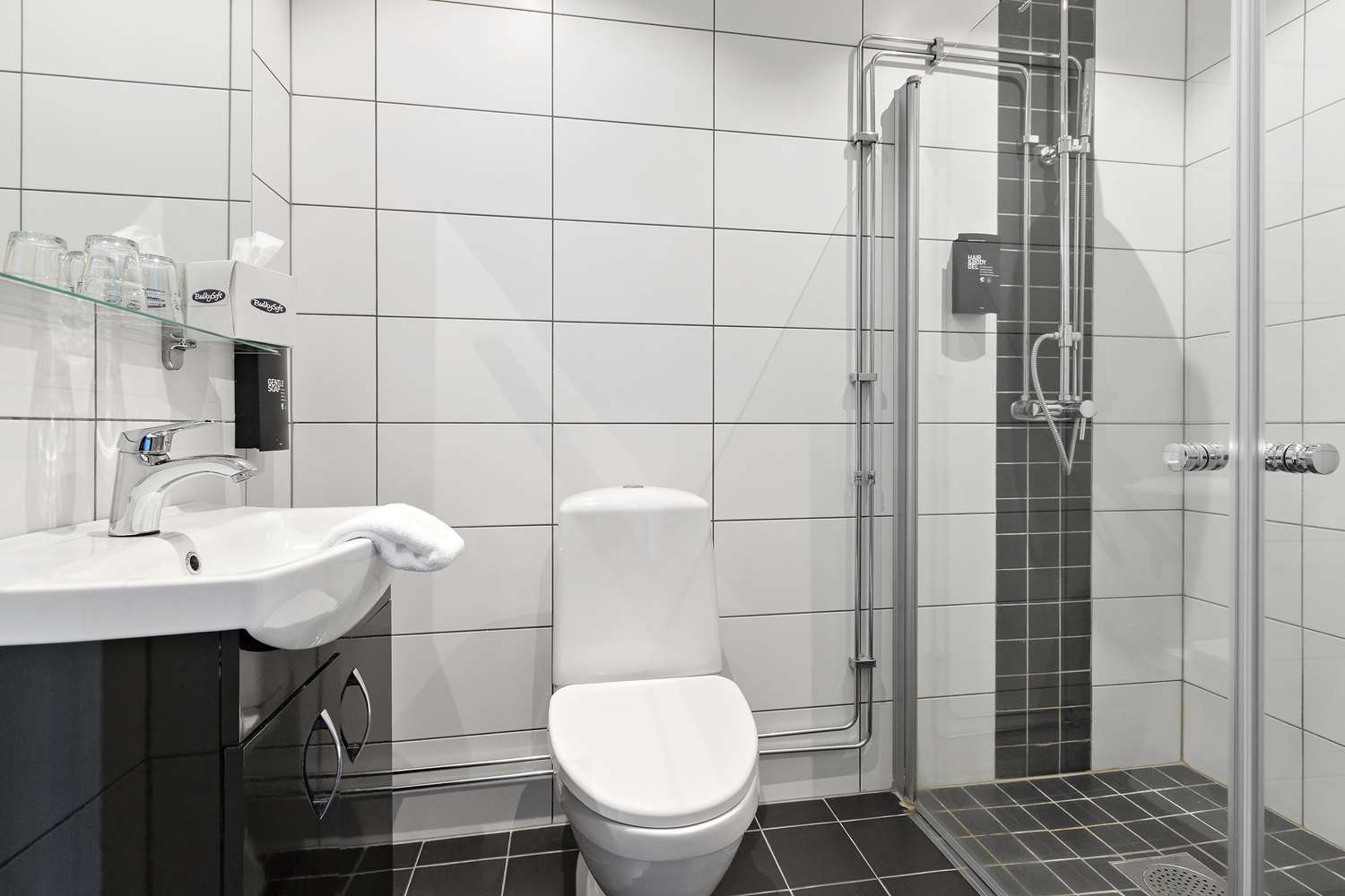 Best Western Hedasen 50/50
