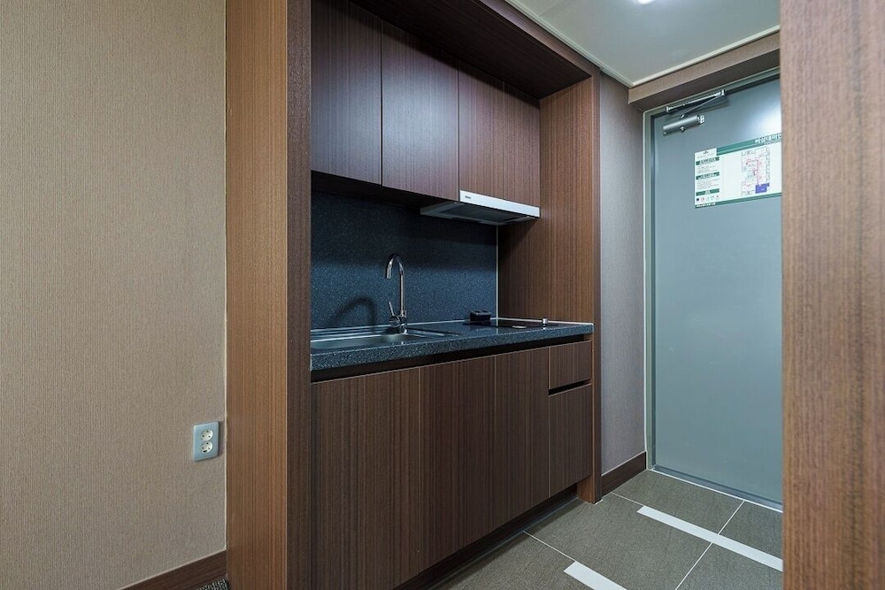 Raonstay in Perla Hotel 38/50