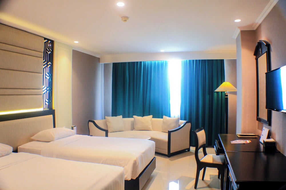 Grand Arkenso Park View Simpang Lima (ex. Horison Semarang) 13/61