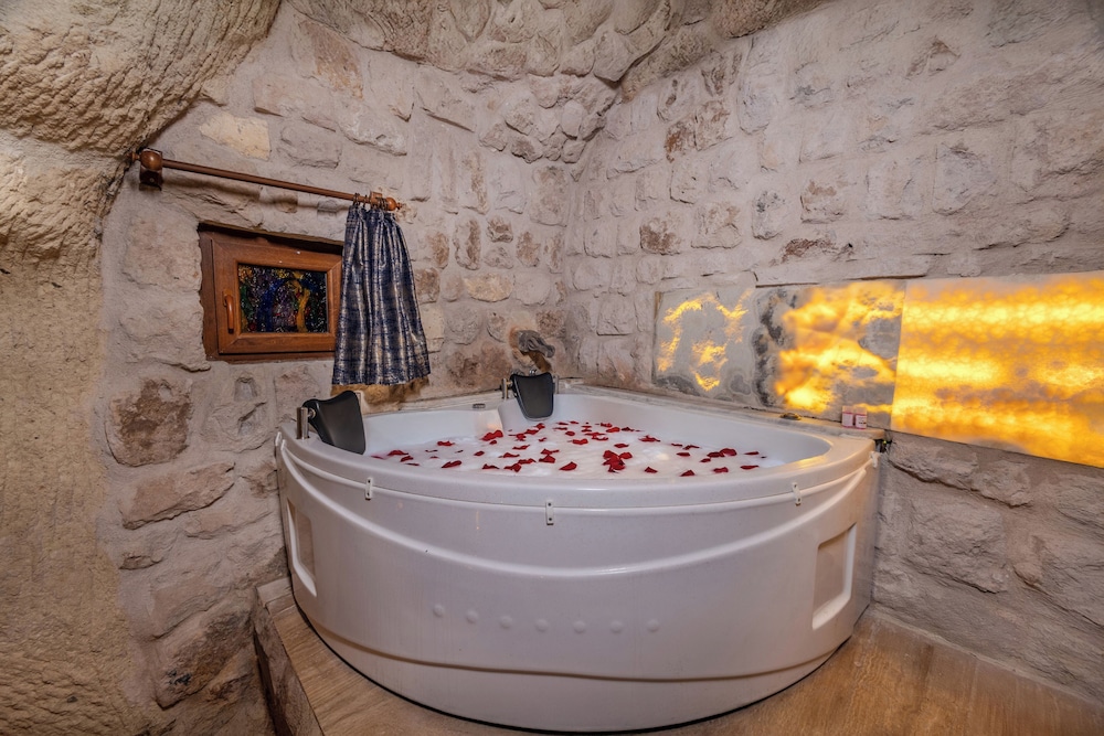 Saliche Cappadocia Cave Suite 25/50