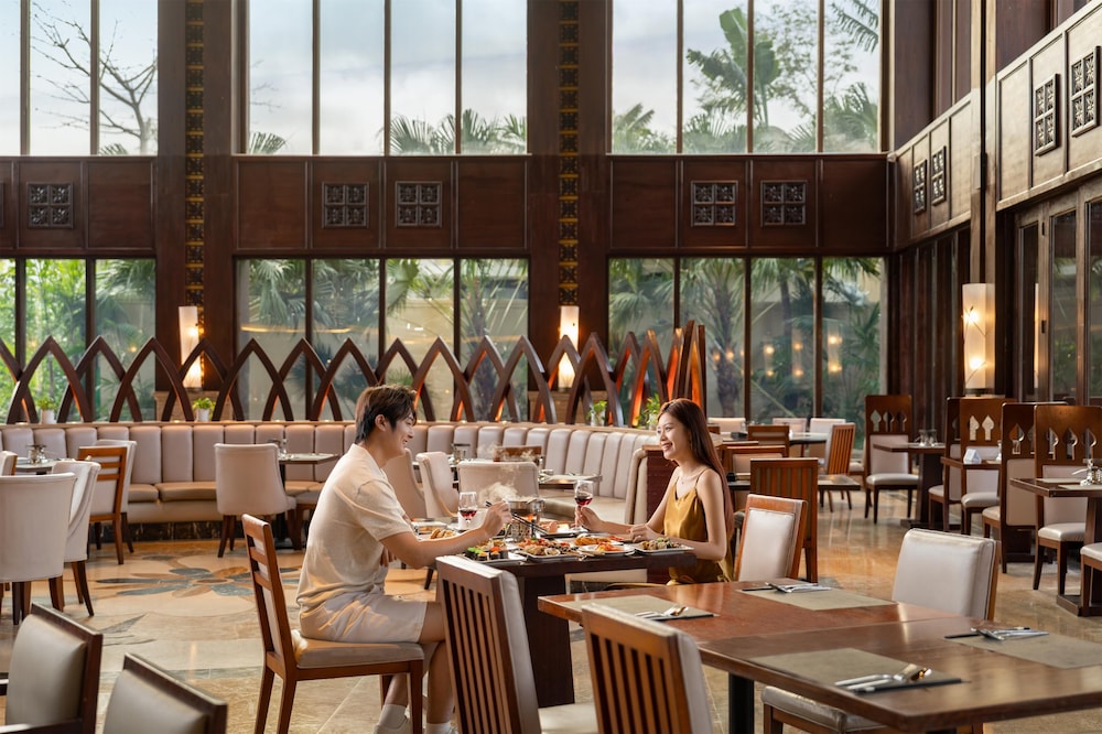 Pullman Sanya Yalong Bay Villas & Resort 34/49