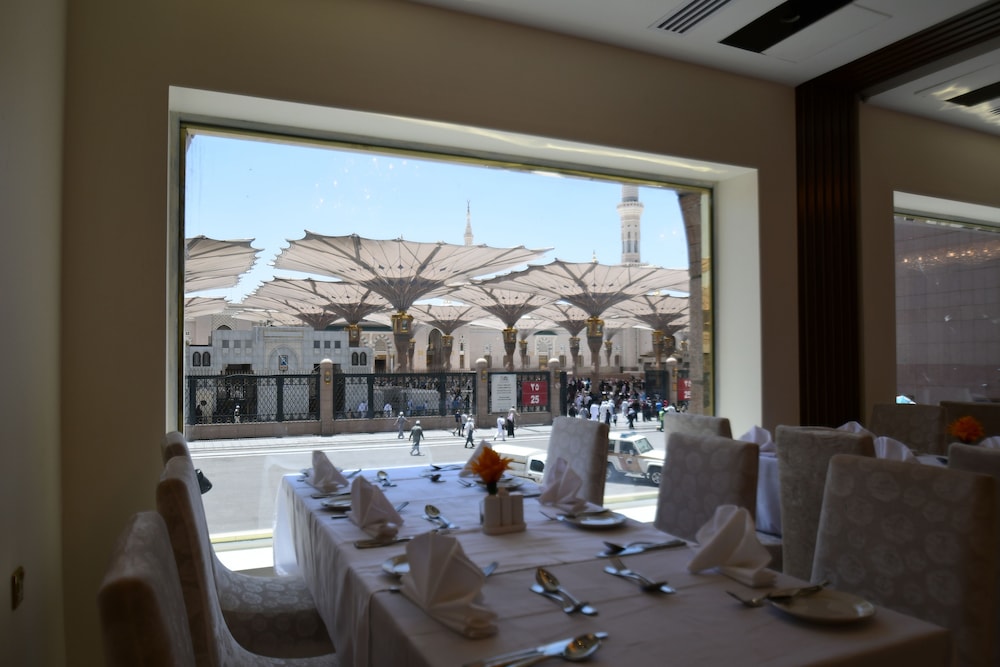 الذهبي جولدن توليب(Golden Tulip Al Zahabi) 45/50