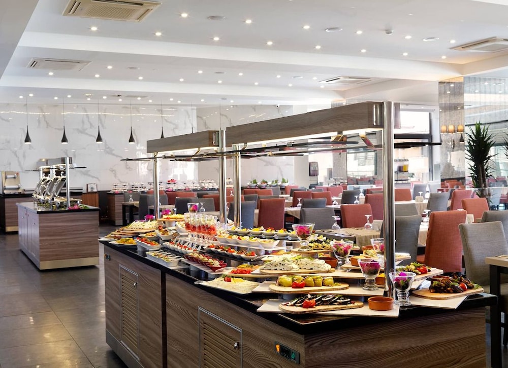 Piril Hotel Thermal Beauty And Spa 73/79