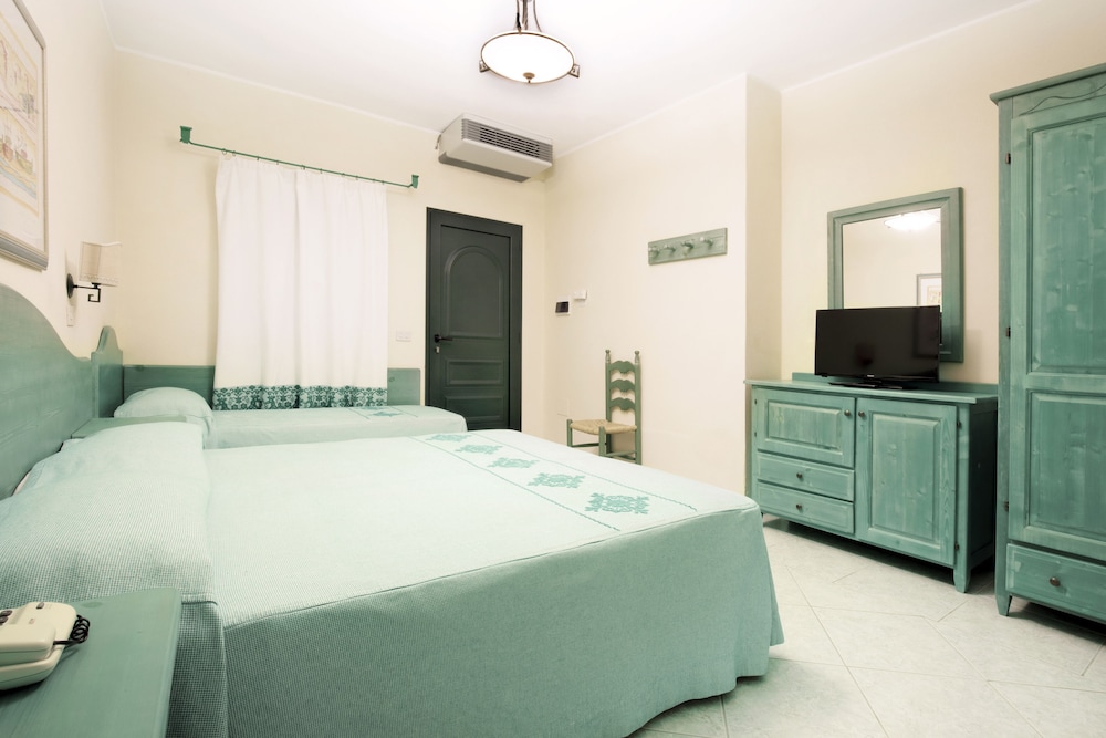 Club Hotel Marina Seada Beach 7/28
