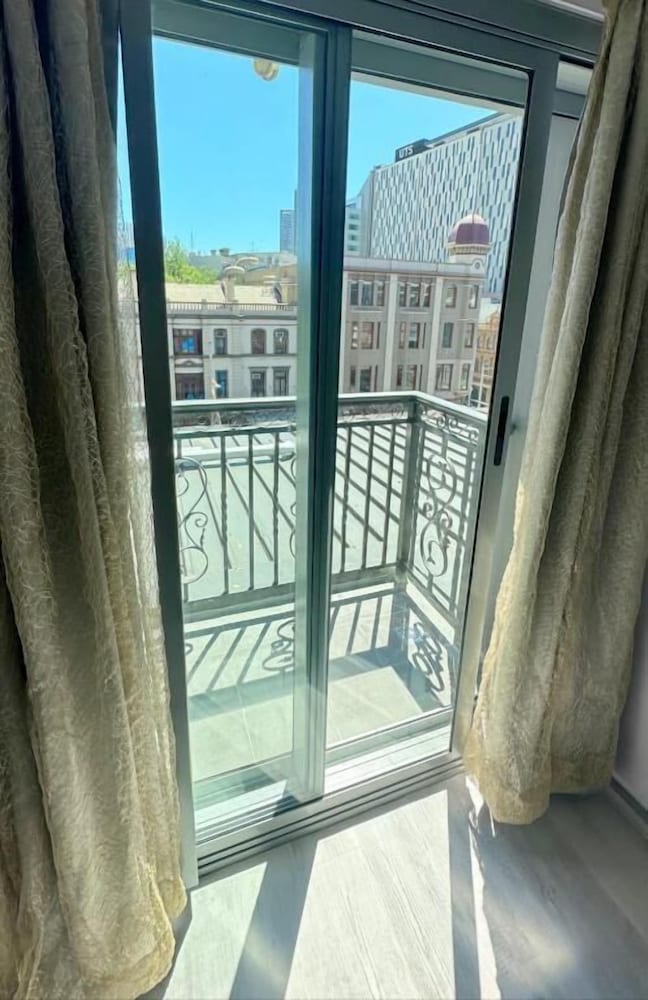 Sydney RiseOn Hotel 41/56